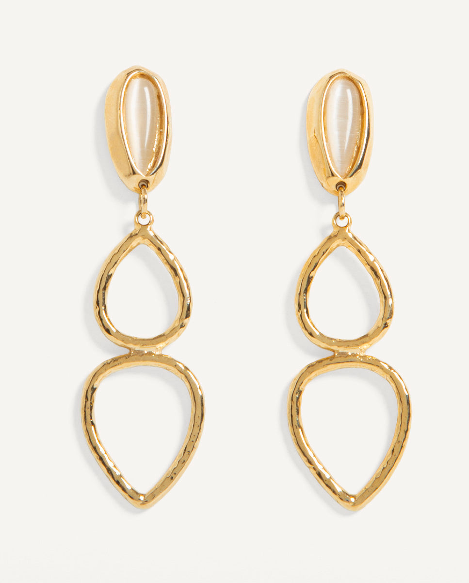 Pendientes largos Lágrima Blanca de Emolo con pieza ovalada blanca y dos aros dorados en forma de gota