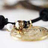 Collar corto moneda Auriga