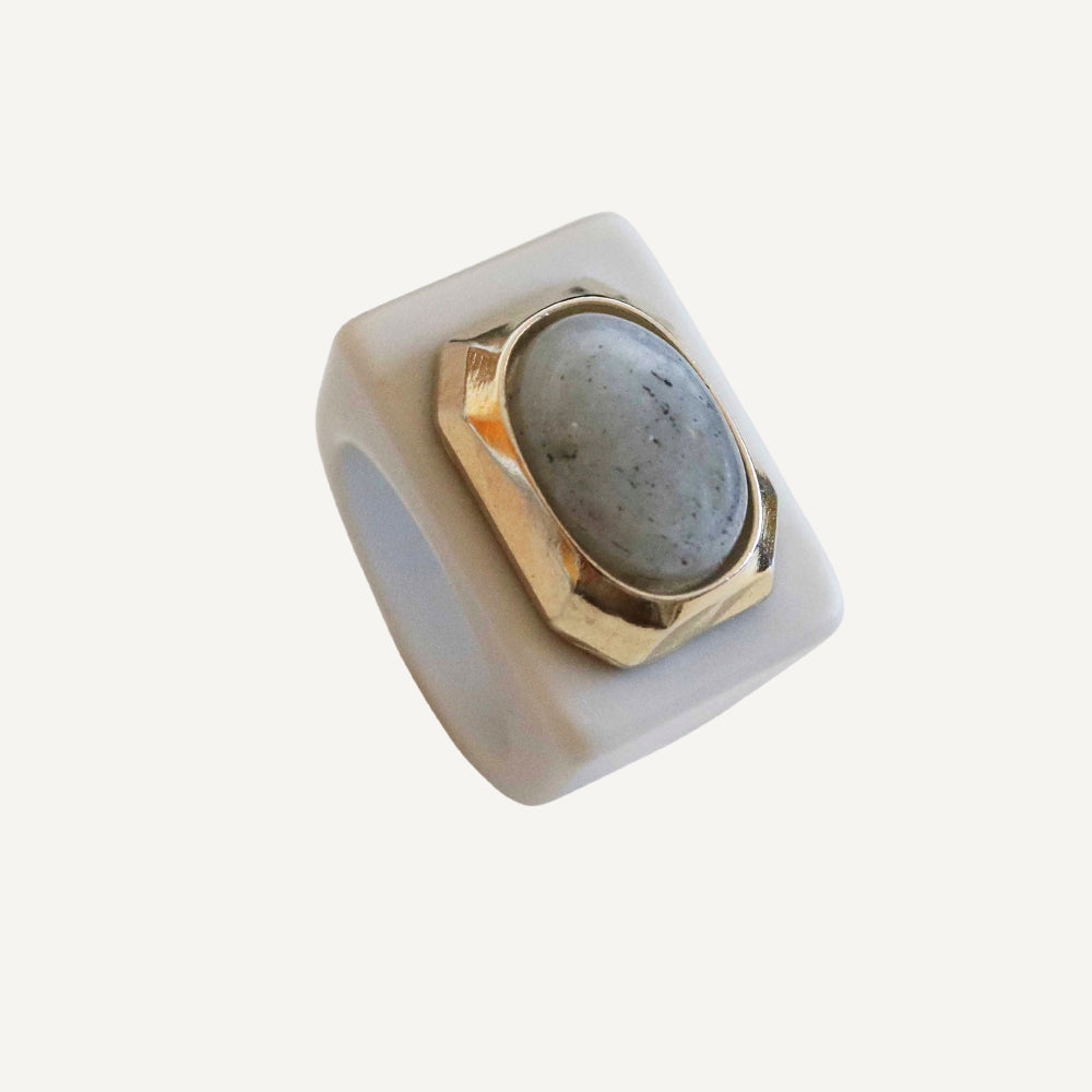 Women's ice-colored ring with gray labradorite