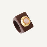 Anillo marrón con oro y cuarzo rosa