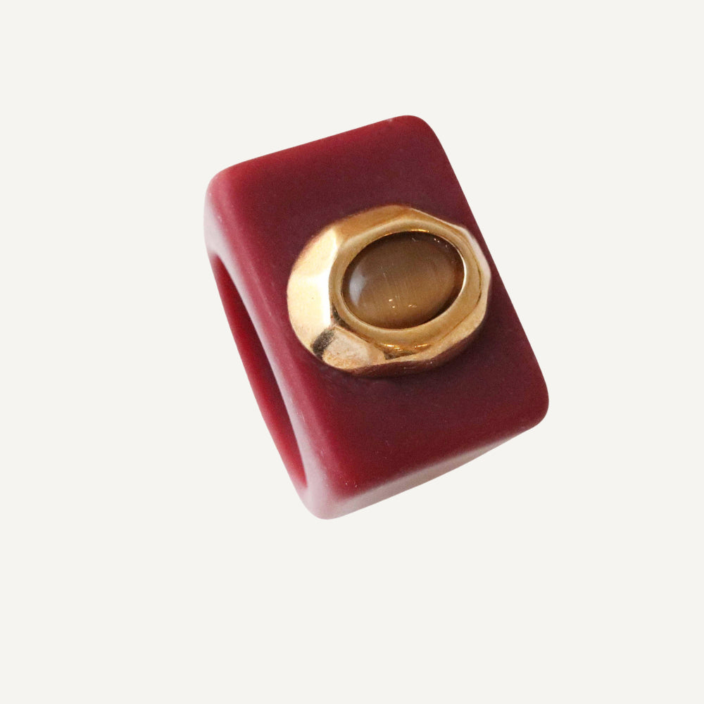 Anillo Burdeos con selenita marrón SAIRA