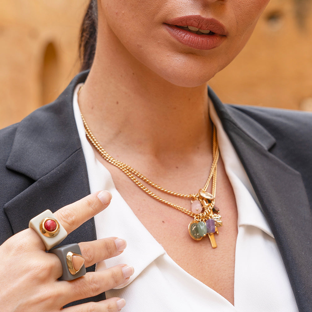 Ice-colored women's ring with red amazonite