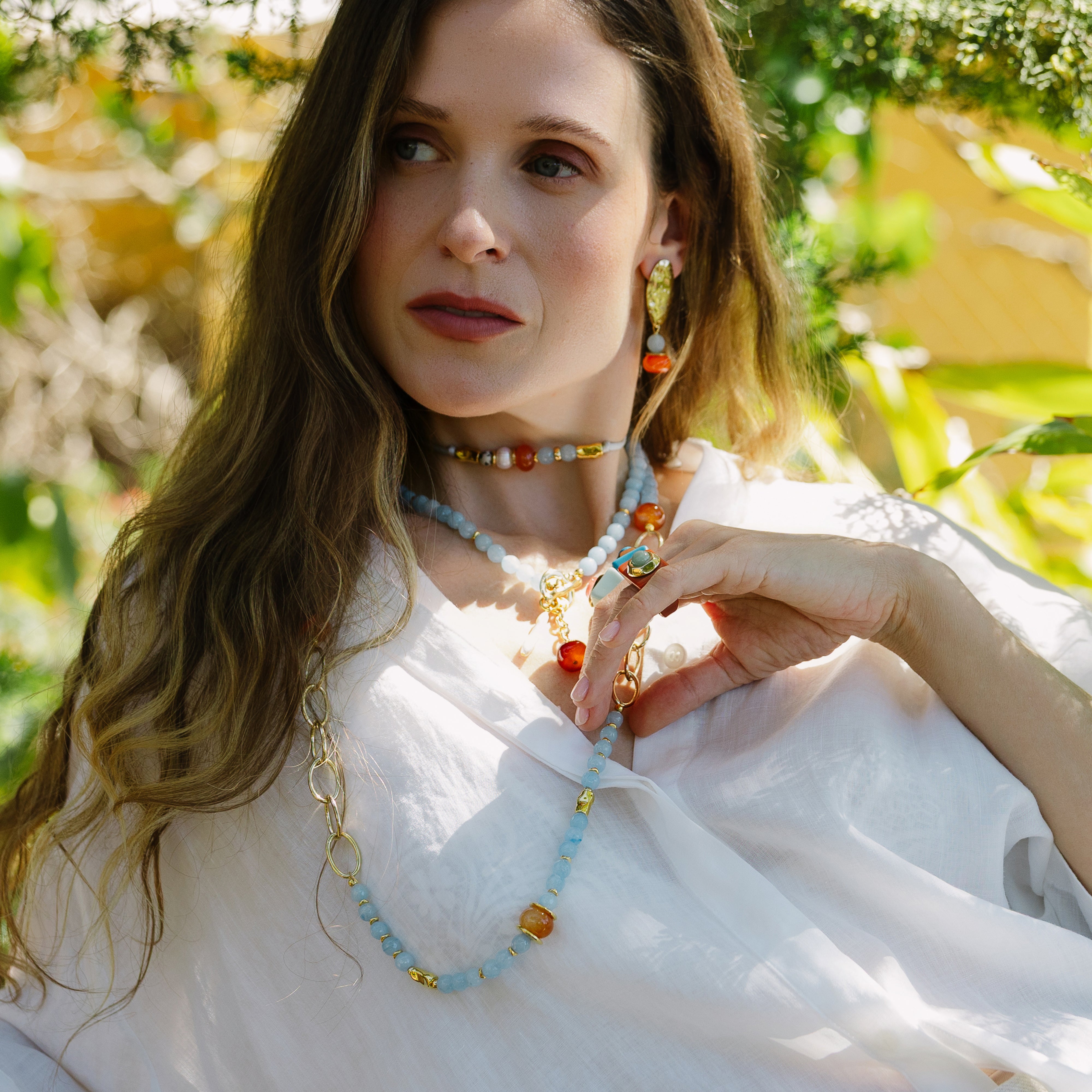 BAVARO short necklace in natural stones and river pearl, gold plating, handmade in Murcia
