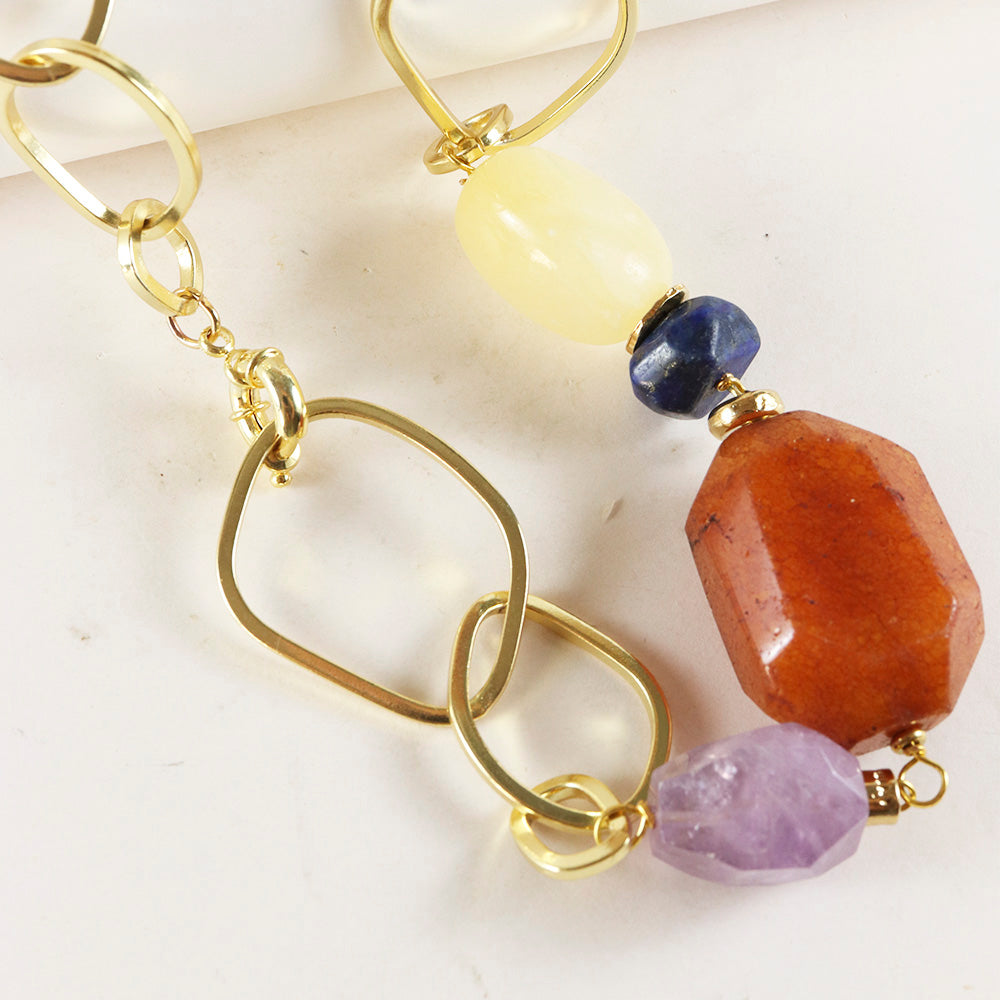 Collar largo para mujer cadena dorada de eslabones y piedras naturales