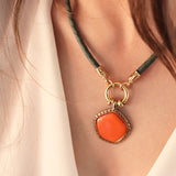 COLLAR COLORES PENTAS ÉMOLO NARANJA