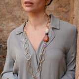 Collar multiposición cadena de latón dorada con piedras naturales para mujer