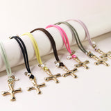 Collar corto ajustable cruz dorada para mujer