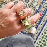 Anillo grande color teja con aventurina