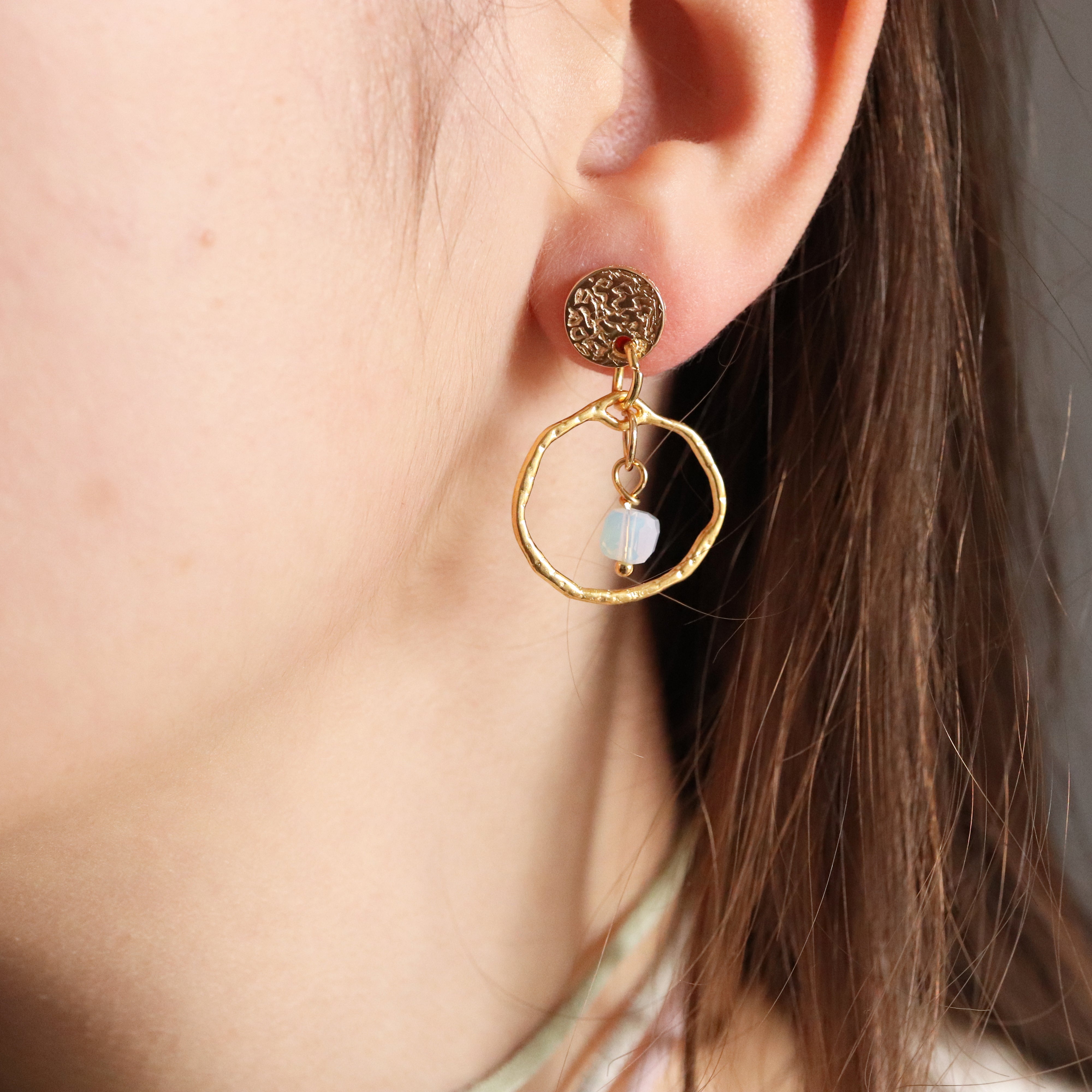 Pendientes NYAMAN de Émolo, joyería artesanal hecha a mano en España