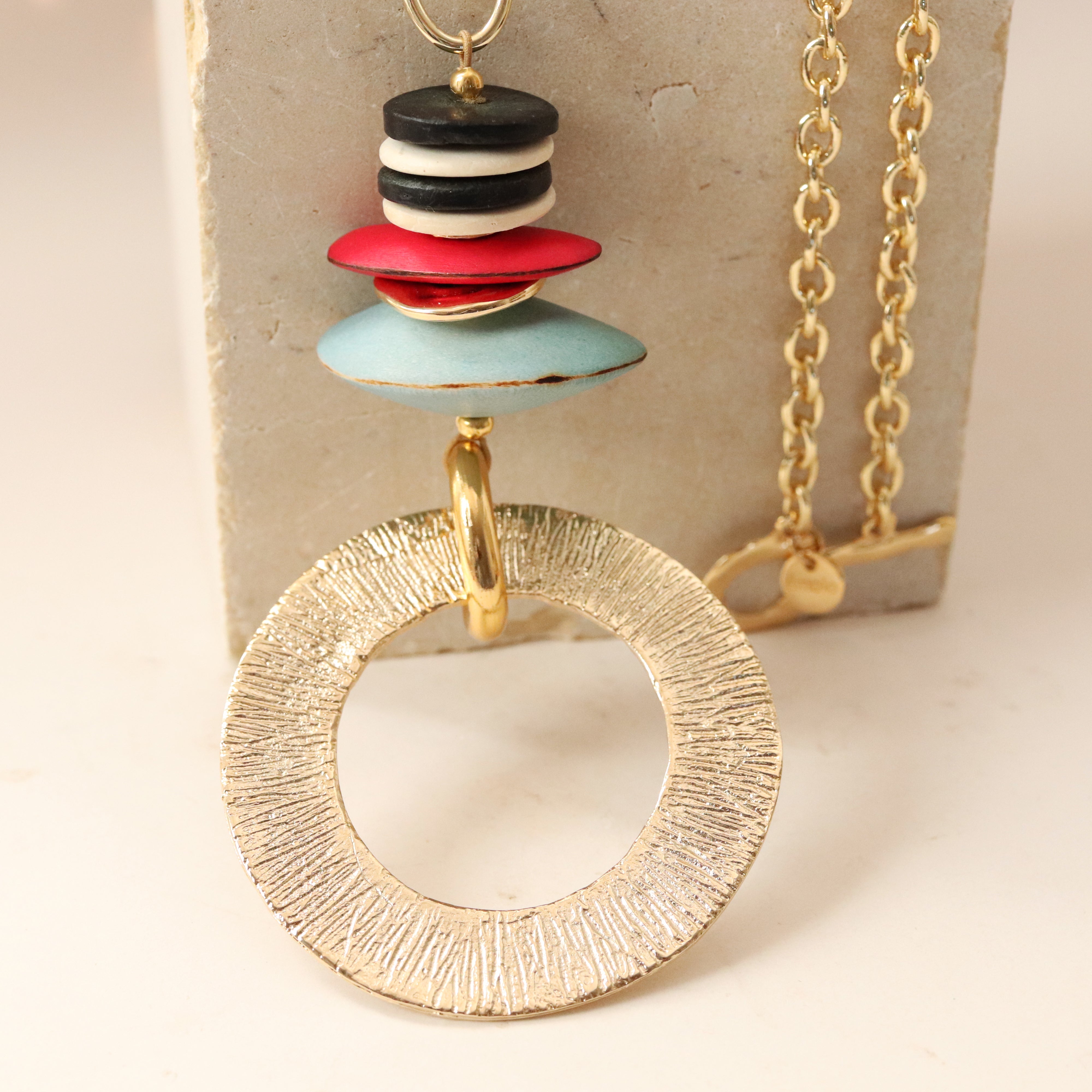Macao golden chain necklace with a blue detail, long design — Émolo