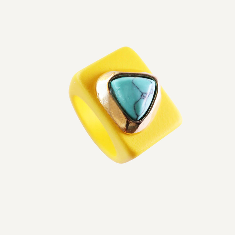 Anillo para mujer amarillo con turquenita