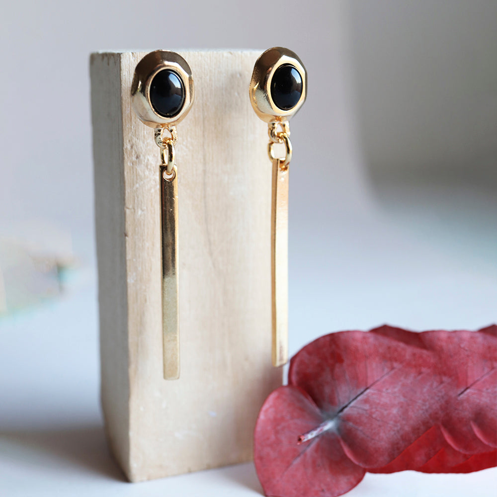 Pendientes dorados con piedra natural FINE ovalados