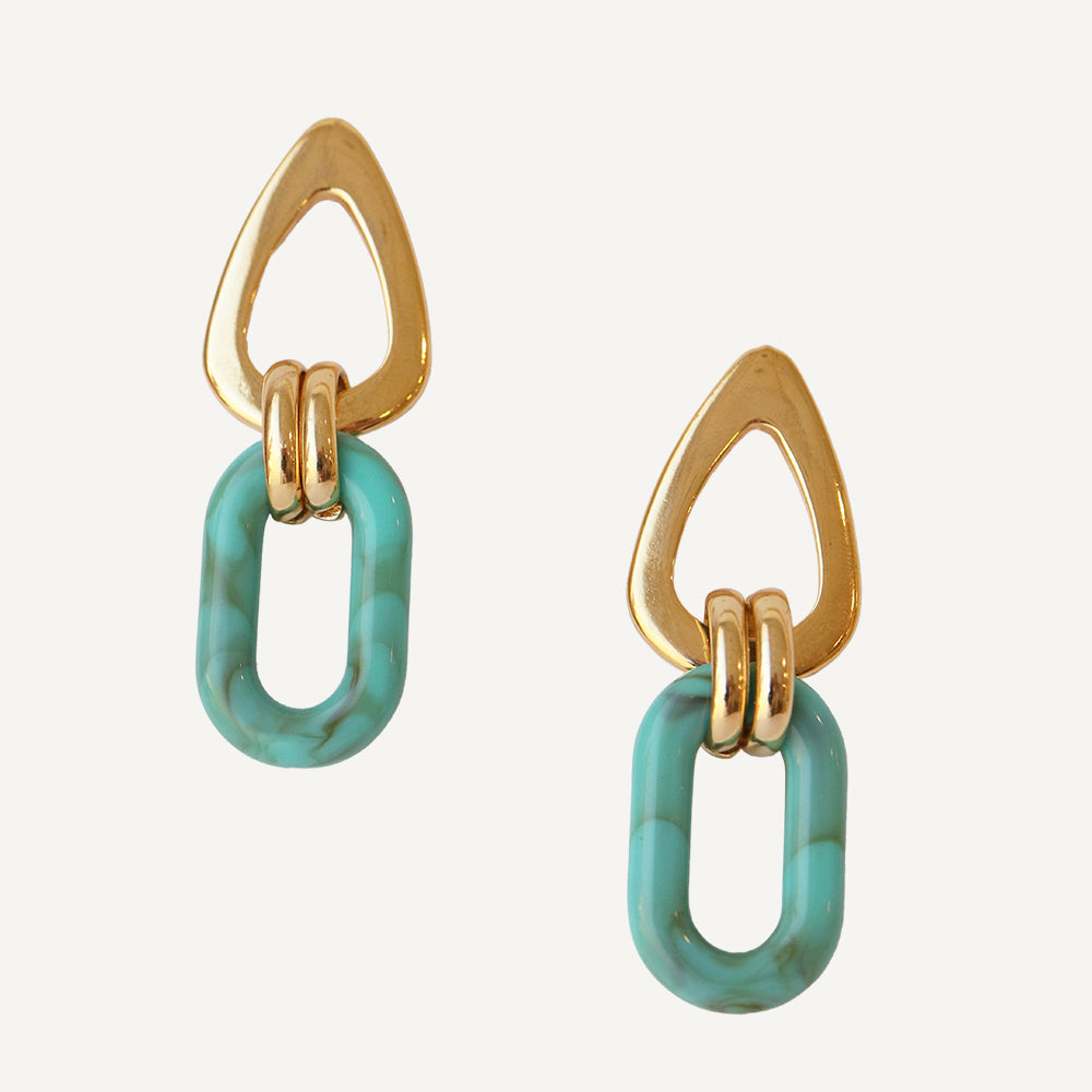 Pendientes turquesa con cierre dorado