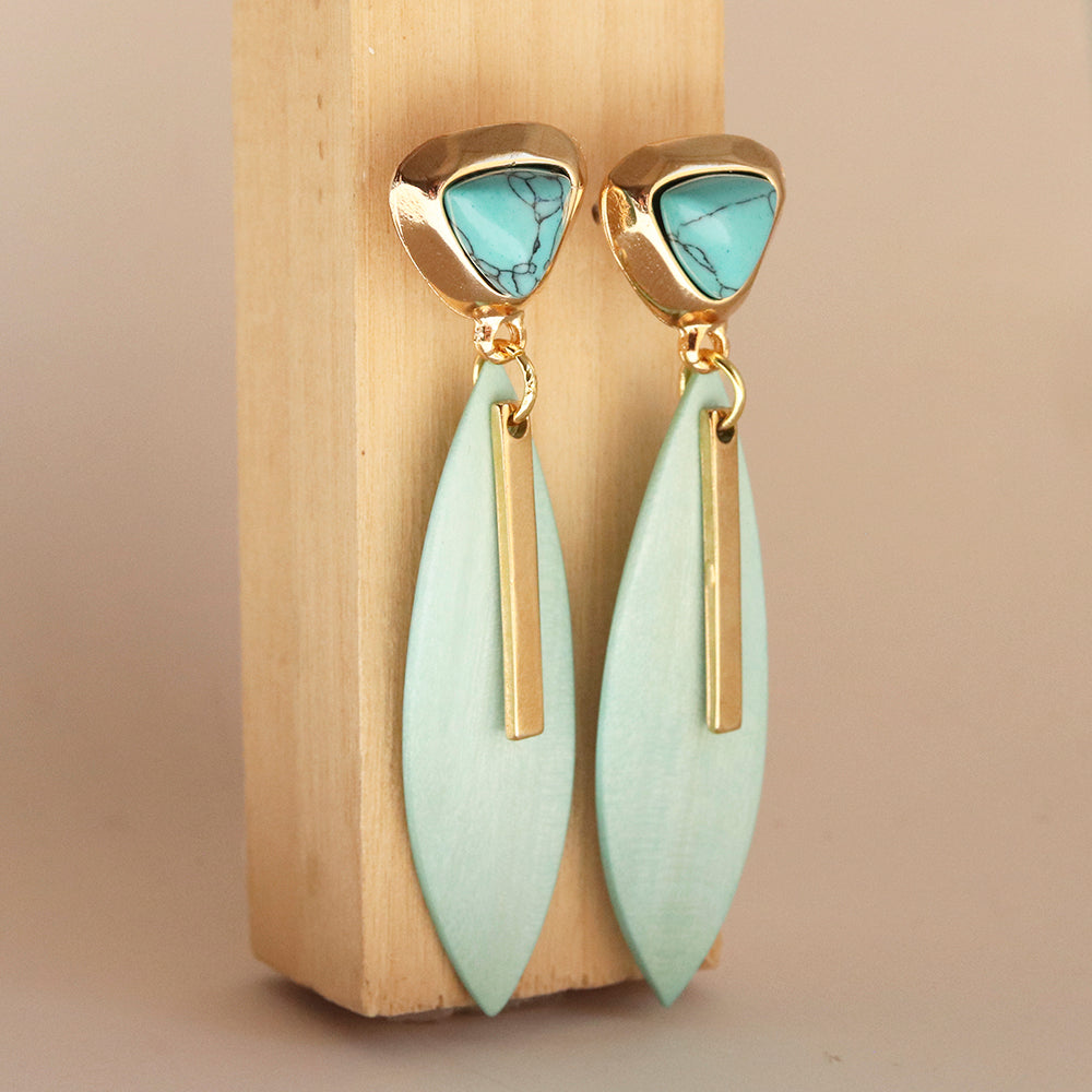 Pendientes Saira en mint-turquesa con piedras naturales y maderas de ébano y acacia — Émolo