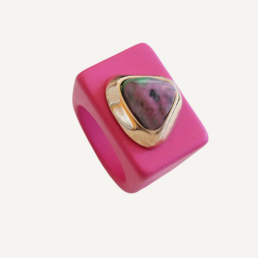 Anillo mujer Fucsia con Zoosita