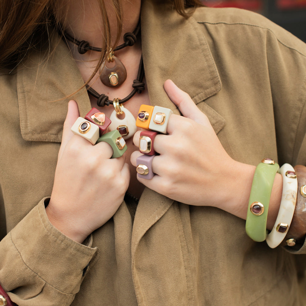 Anillo grande burdeos con cuarzo rosa-anillo-Émolo