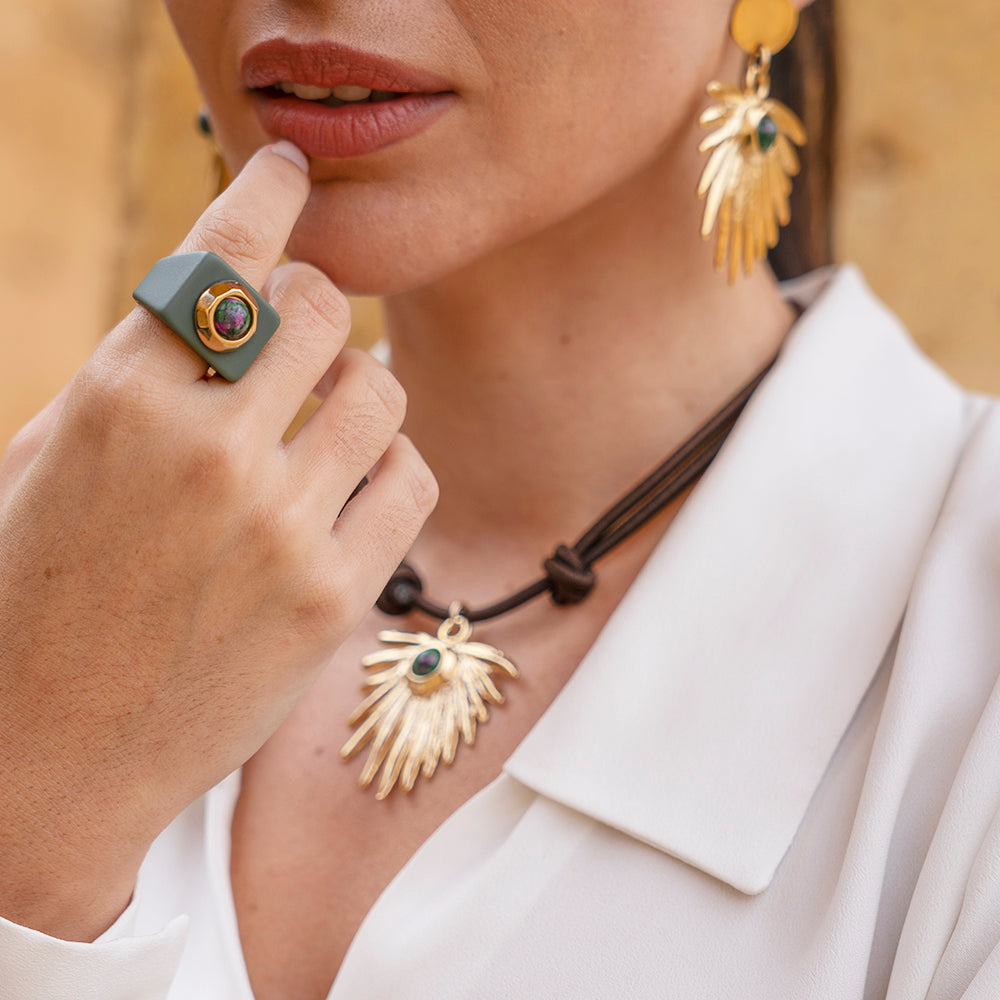 Anillo grande color verde botella con zoisita-anillo-Émolo