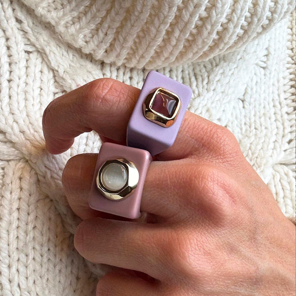 Anillo mujer color lavanda con selenita-anillo-Émolo