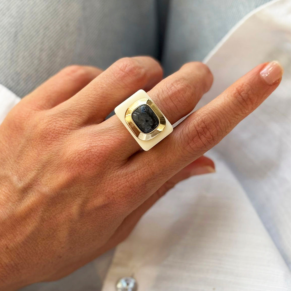 Anillo mujer crema con labradorita-anillo-Émolo