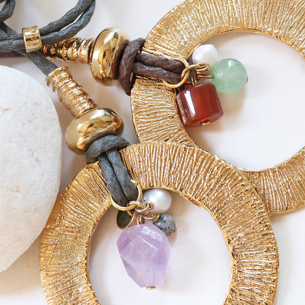 Women's multi-position long necklace with natural stone