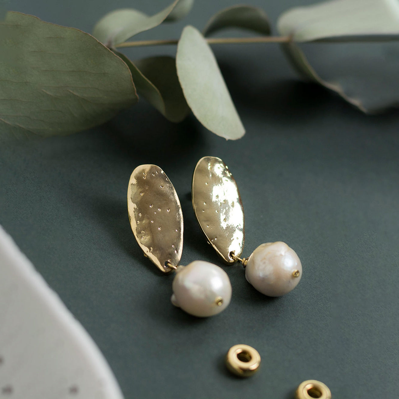Long gold earrings with pearl for women