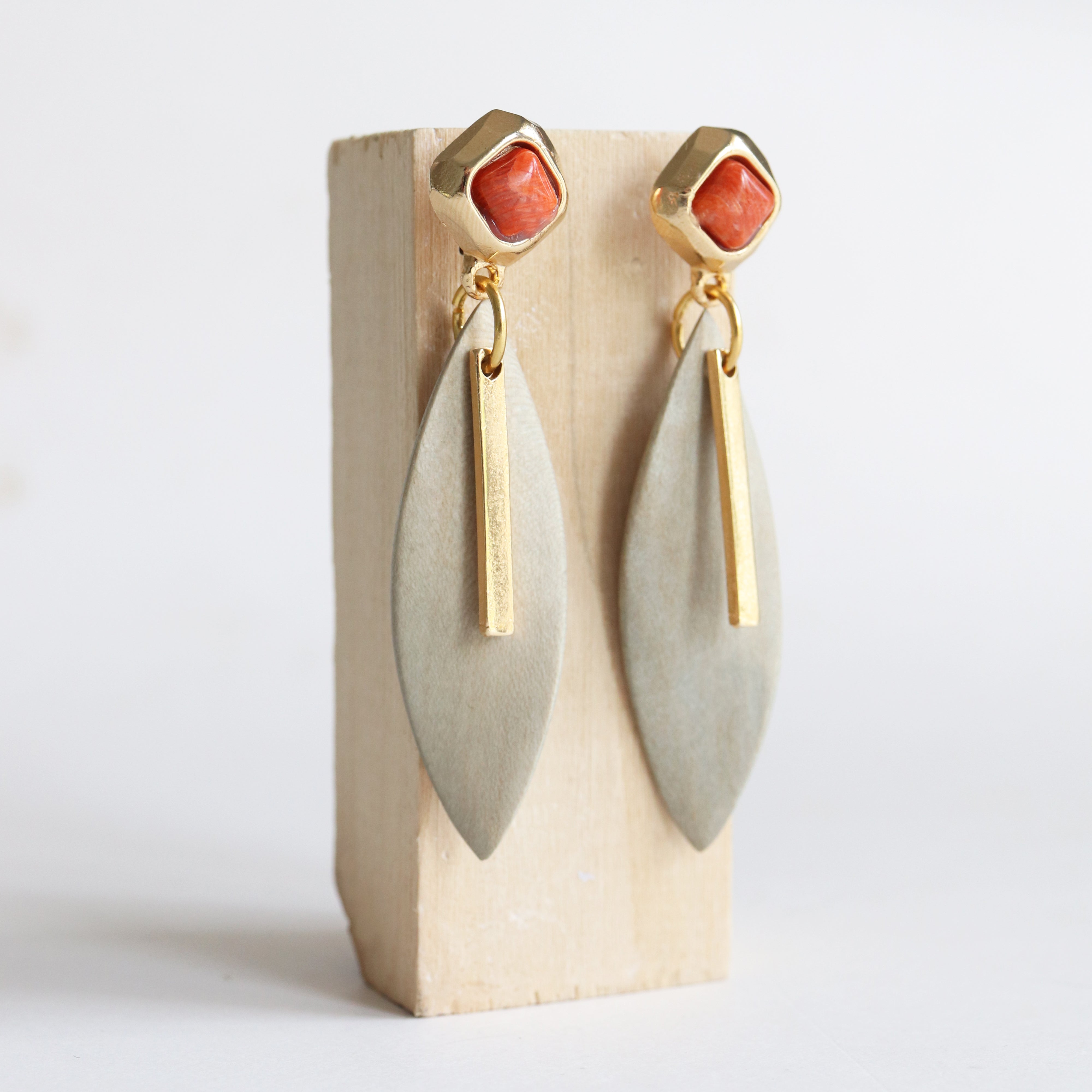 Pendientes SAIRA-collar largo-Émolo