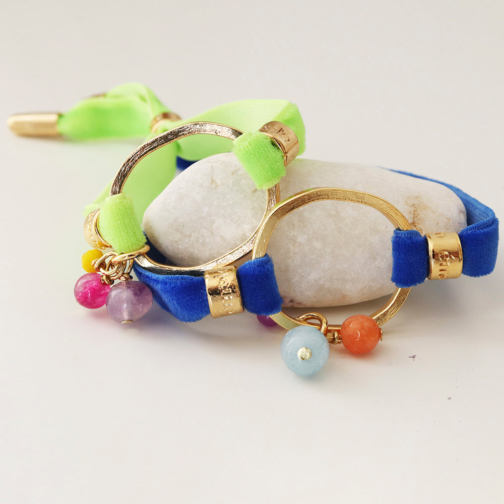 Adjustable elastic bracelet for women, Klein blue