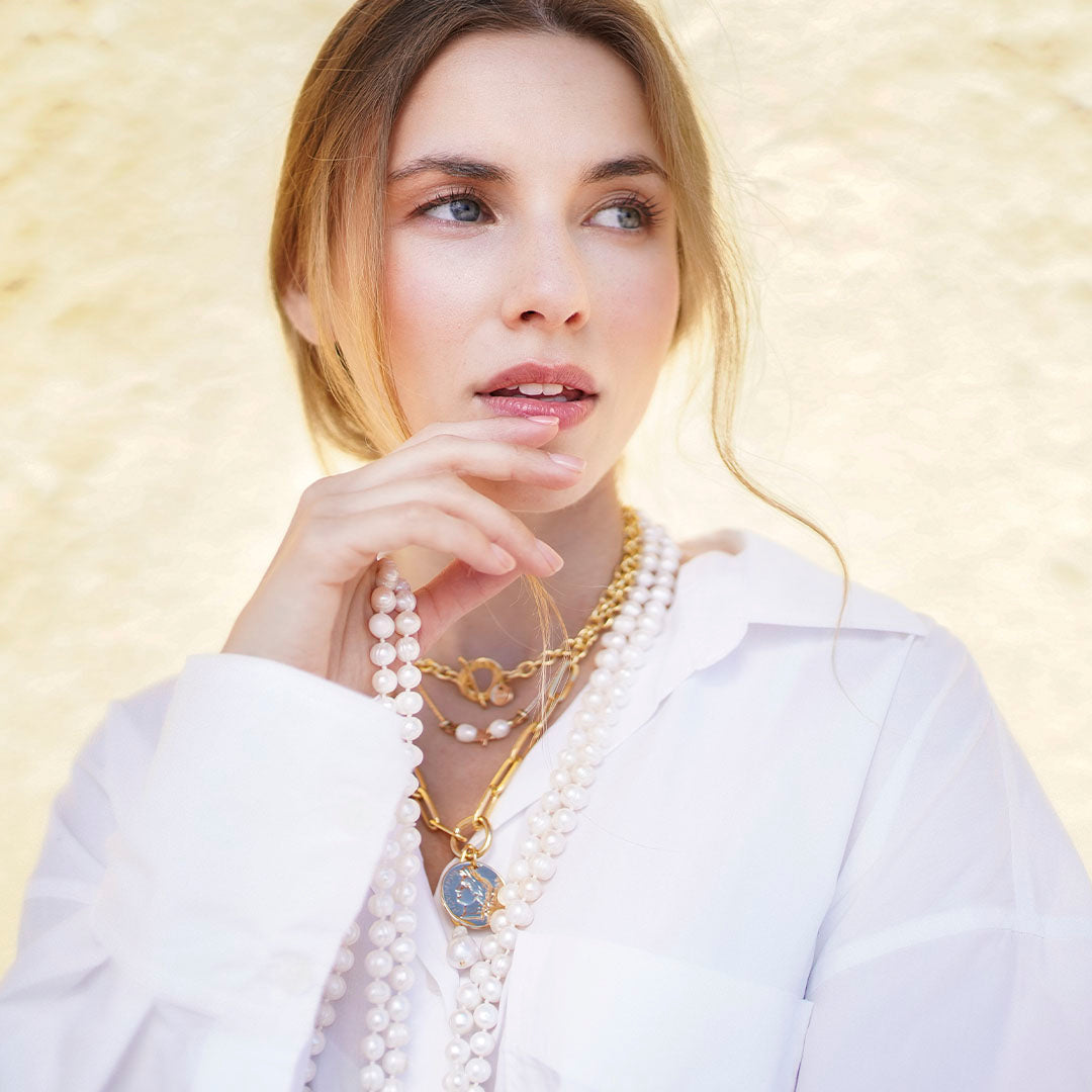 Long adjustable chain necklace for women