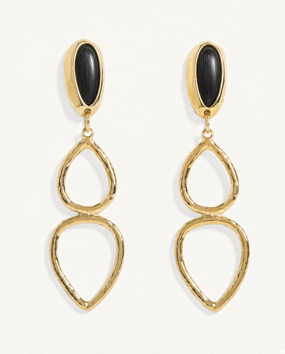 Emolo Teardrop long earrings with a black oval stone and two hammered gold teardrop hoops