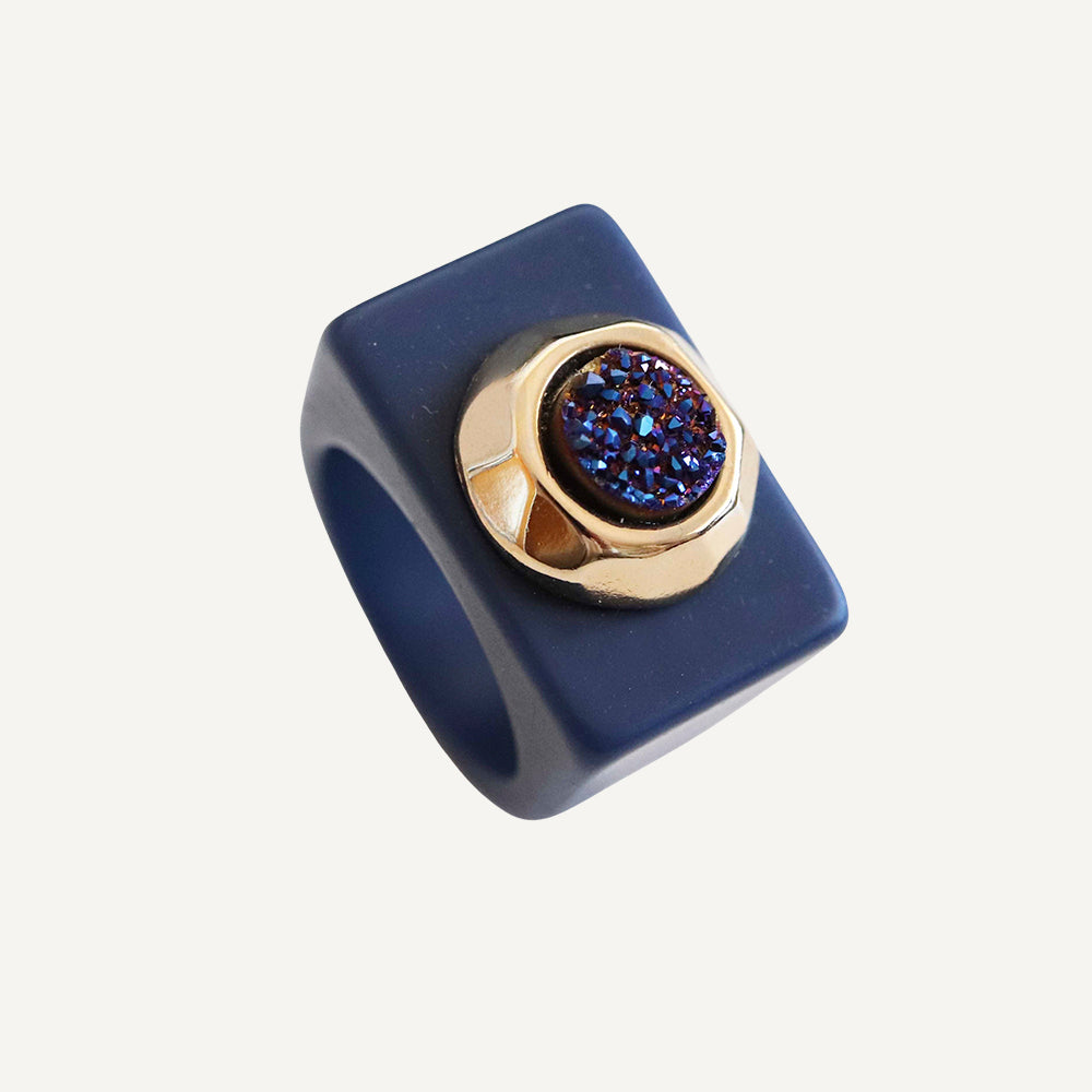 Anillo mujer azul marino con drusa marino