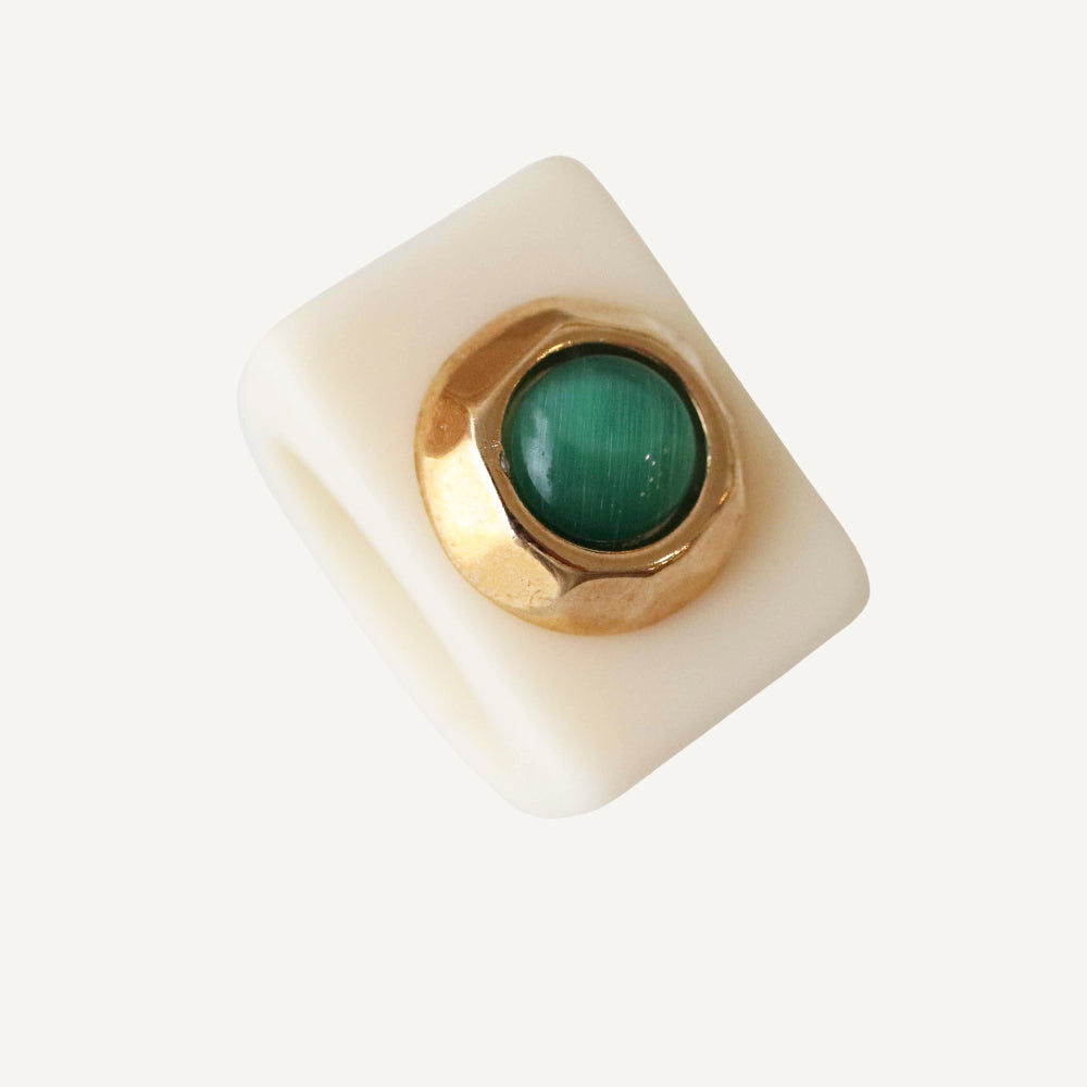 Anillo mujer crema con selenita verde
