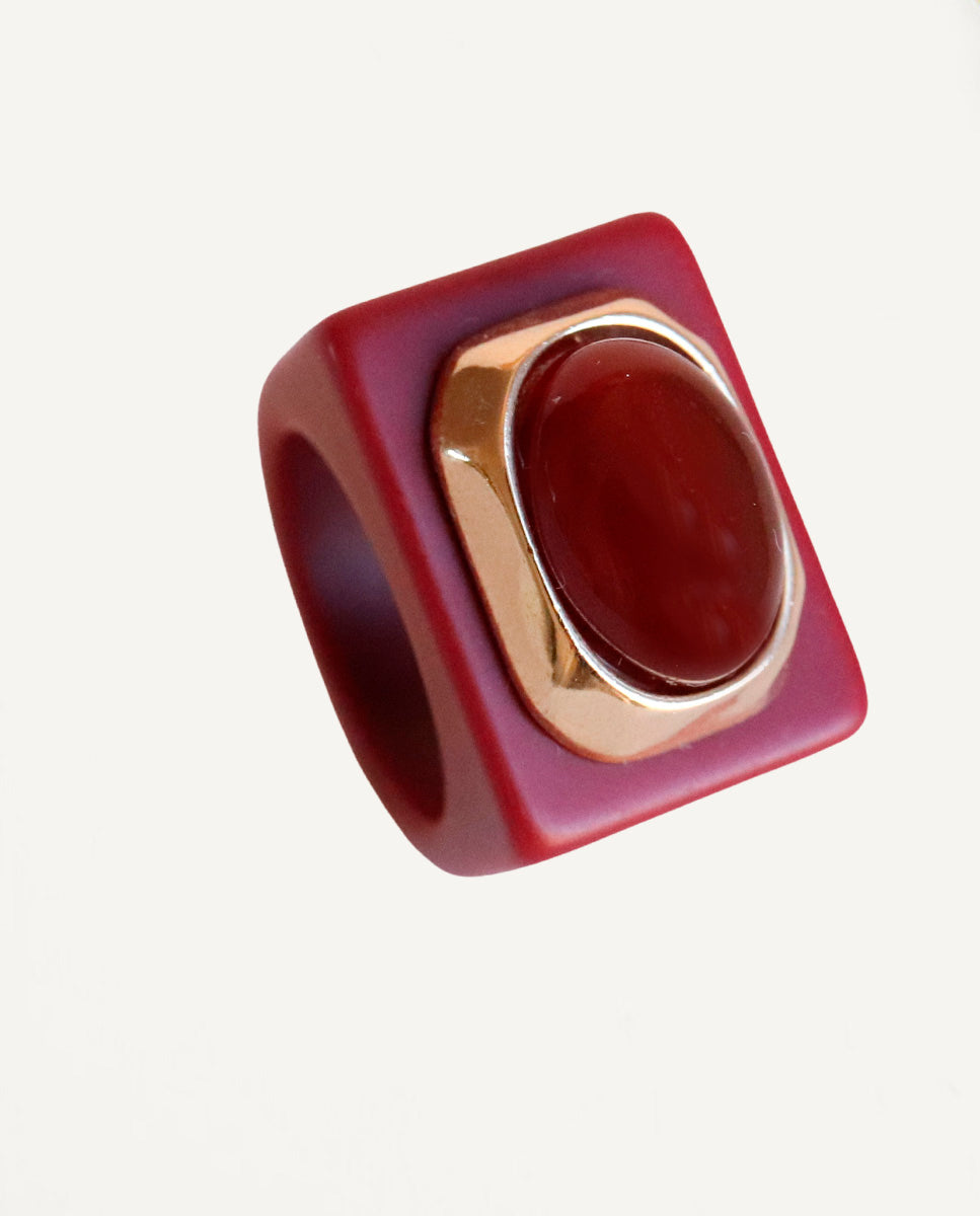 Women's burgundy ring with honey agate