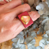 Anillo color granate con oro y piedra natural [SOUL]