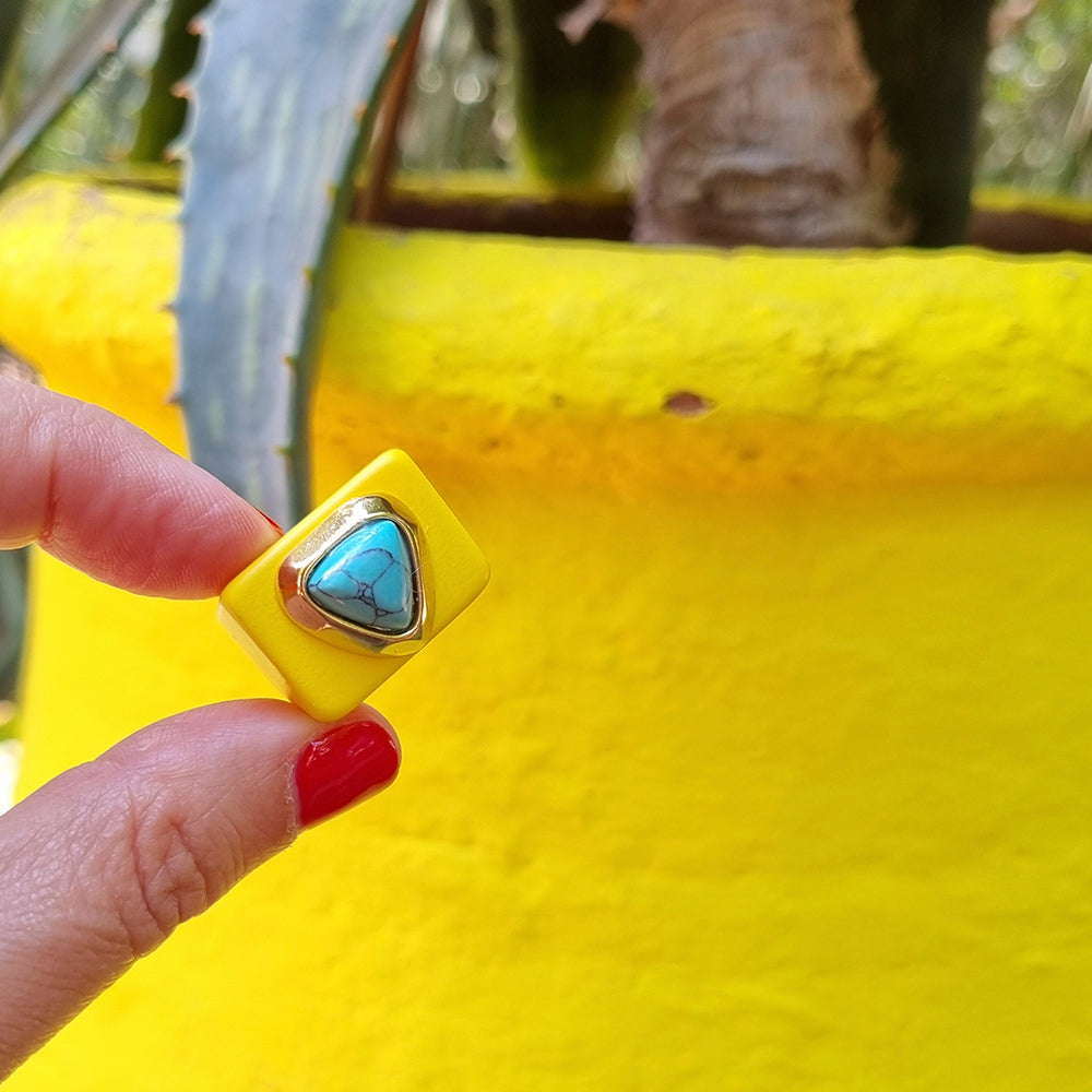 Anillo para mujer amarillo con turquenita