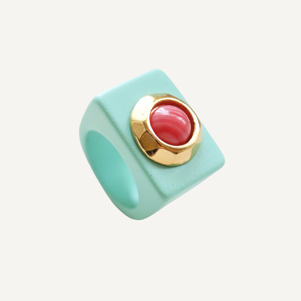 Turquoise green ring with natural red agate stone