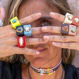 Anillos grandes mujer kaki con piedra amazonita roja