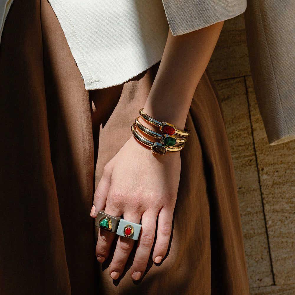 Adjustable OVLO bracelet with natural stones