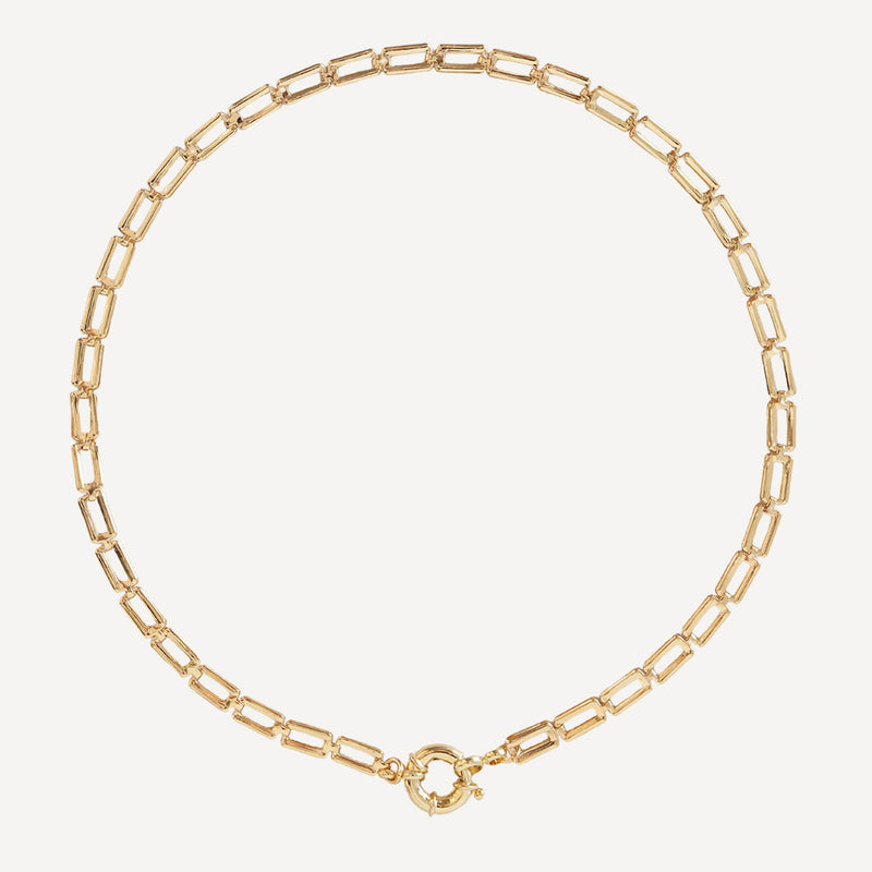 Collar corto cadena de eslabones dorada con cierre seguro
