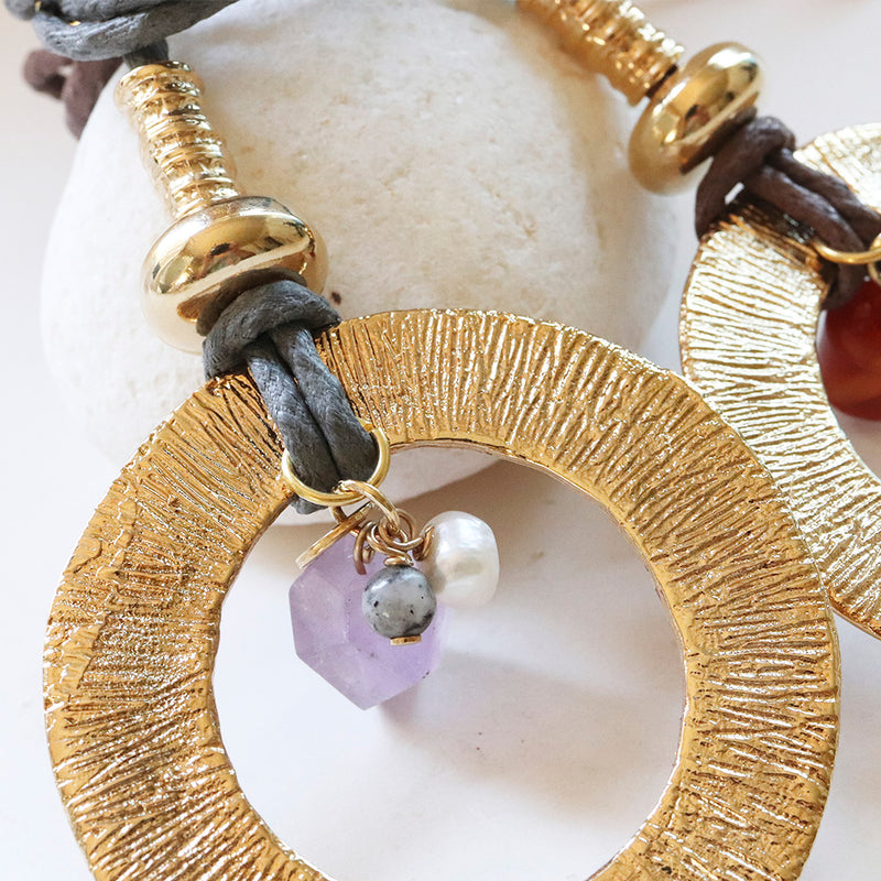 Collar largo para mujer pieza dorada con piedra natural 