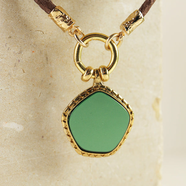 COLLAR COLORES PENTAS ÉMOLO VERDE