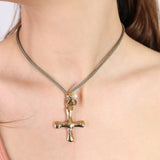 COLLAR CRUZ AJUSTABLE ÉMOLO COLOR VERDE