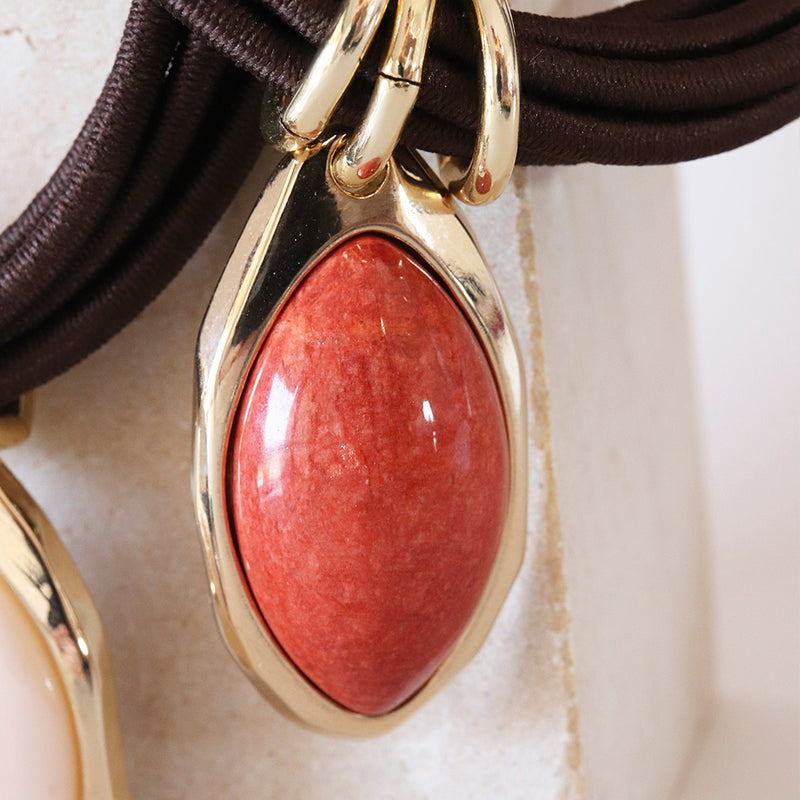 Collar para mujer corto con piedra natural amazonita roja