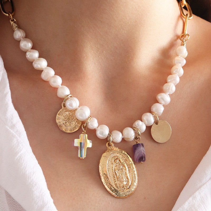 Collar corto FAITH MILAGROSA PERLAS