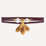 collar seda elástica ara mujer con pieza central dorada combinada con perlas