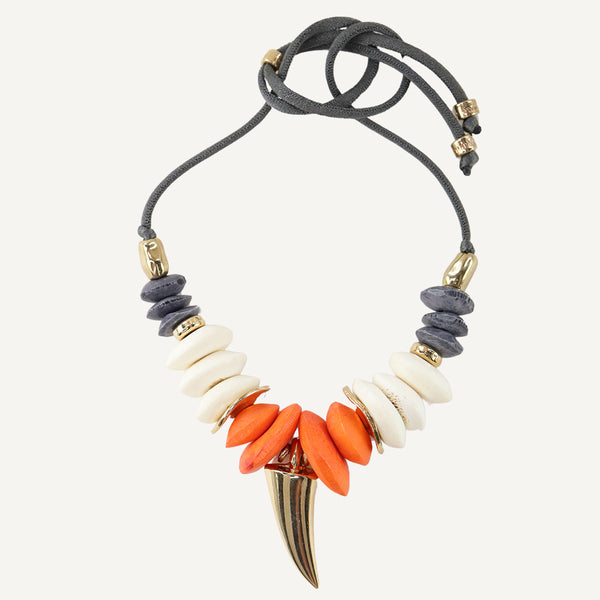 Collar largo ajustable para mujer pieza dorada con piedras naturales