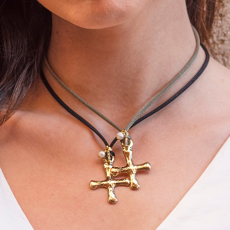 Collar ajustable con seda elástica para mujer