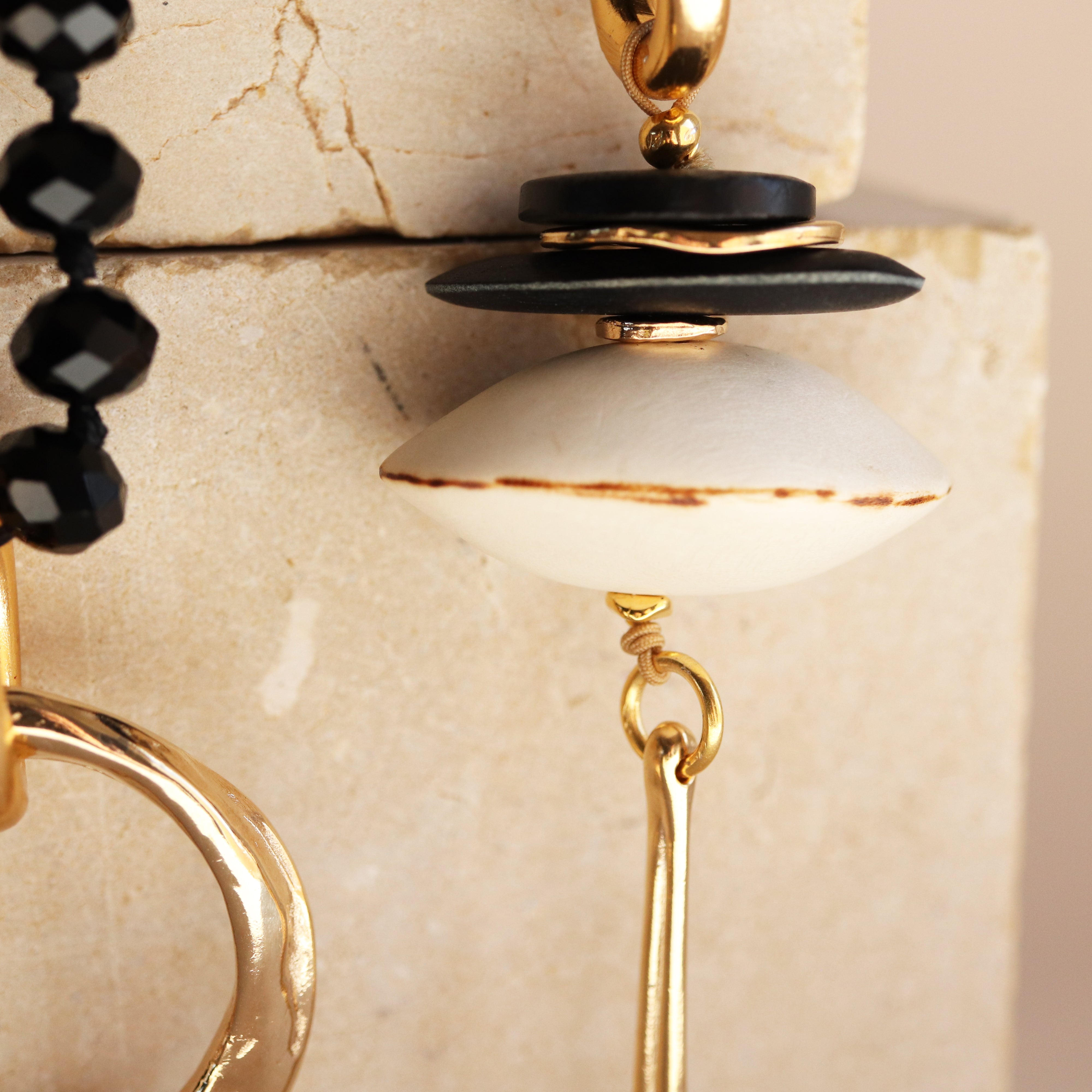 ODRI MUSHA Multi-position necklace
