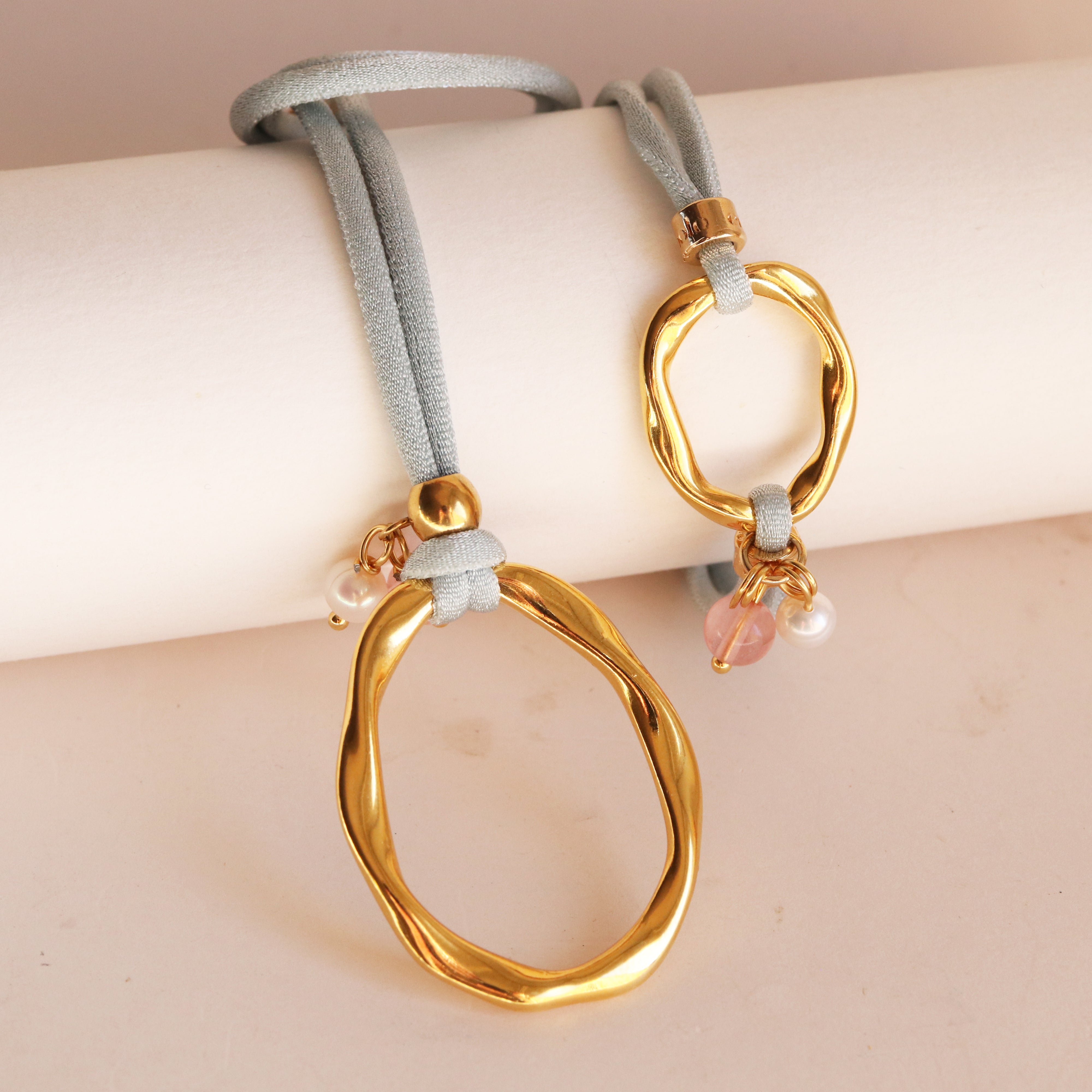 Collar ajustable OVLO con piedras naturales