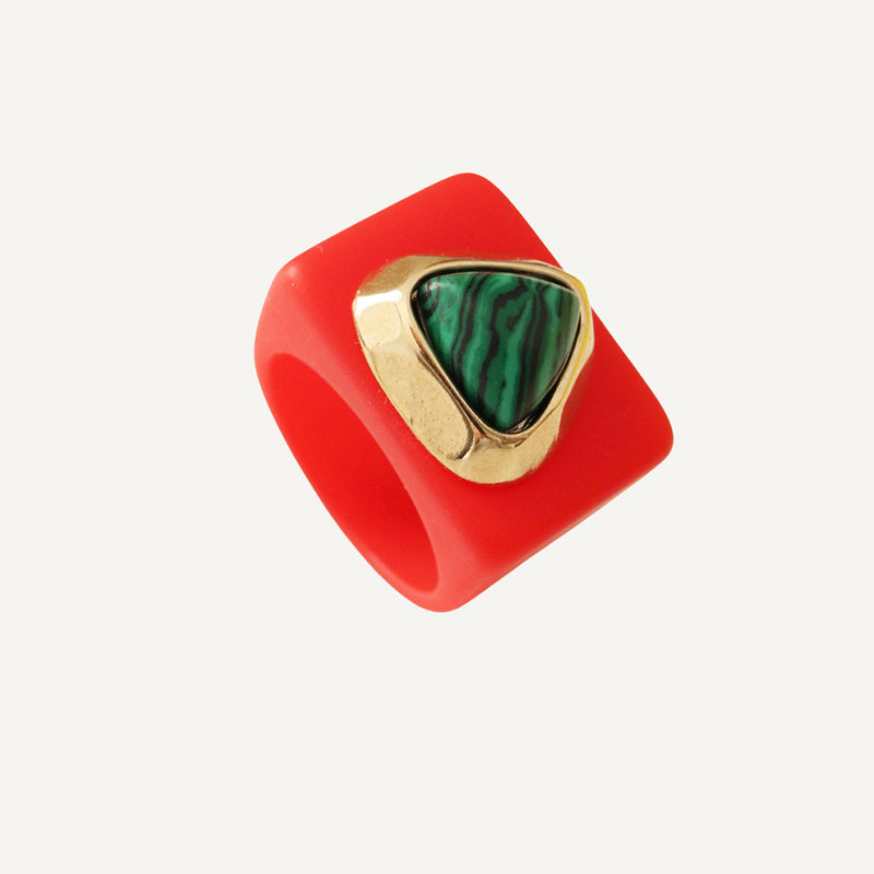 ANILLO ROJO PARA MUJER CON PIEDRA NATURAL MALAQUITA