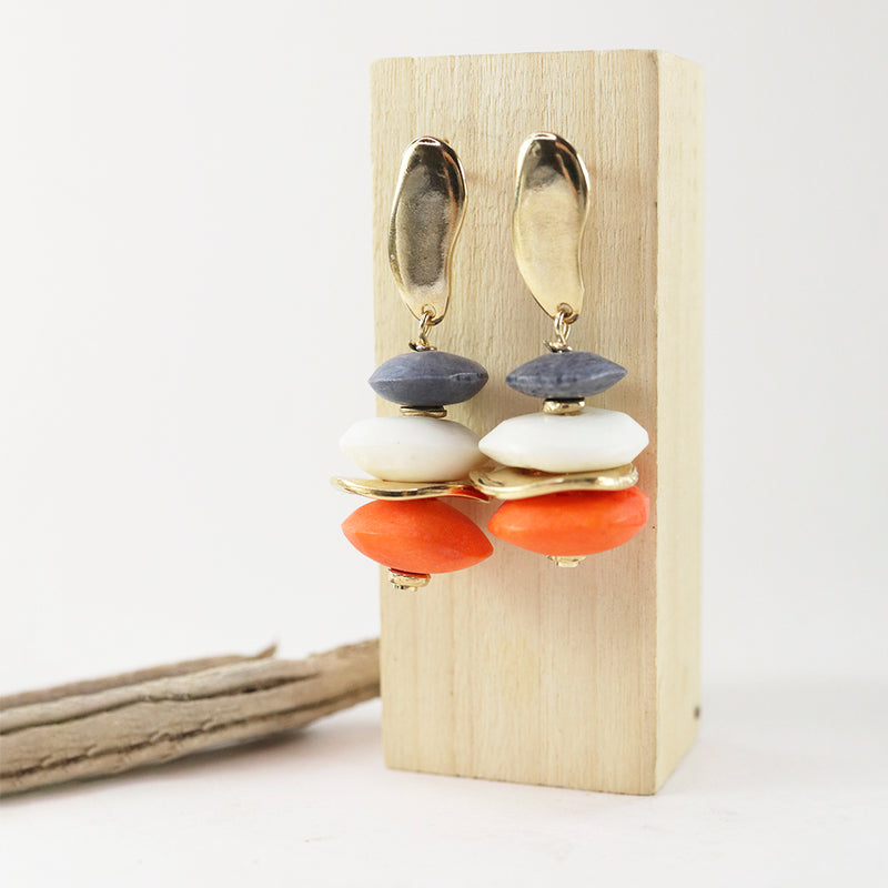 Pendientes dorados con piedras naturales para mujer